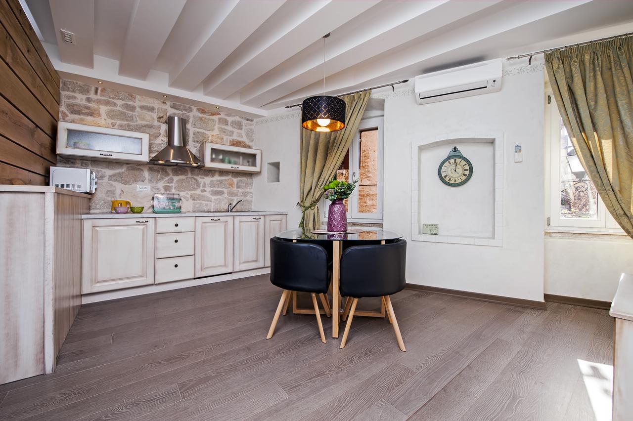 Studio Mc Apartment Rovinj Exterior photo